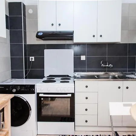 Apartment Cozy In Pireas Piraeus